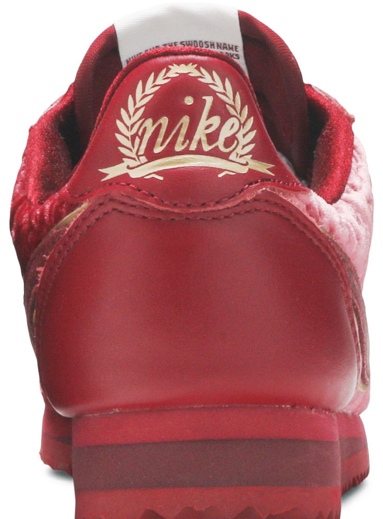Nike Wmns Classic Cortez SE Velvet Red Crush