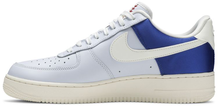 Nike Air Force 1 07 QS City Pride Toronto