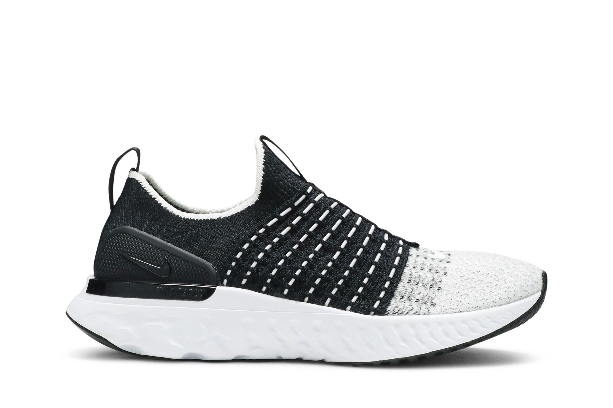 Women's phantom react flyknit running shoes - black top
