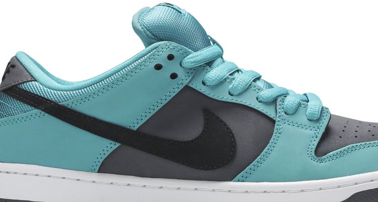 Nike SB Dunk Low Pro