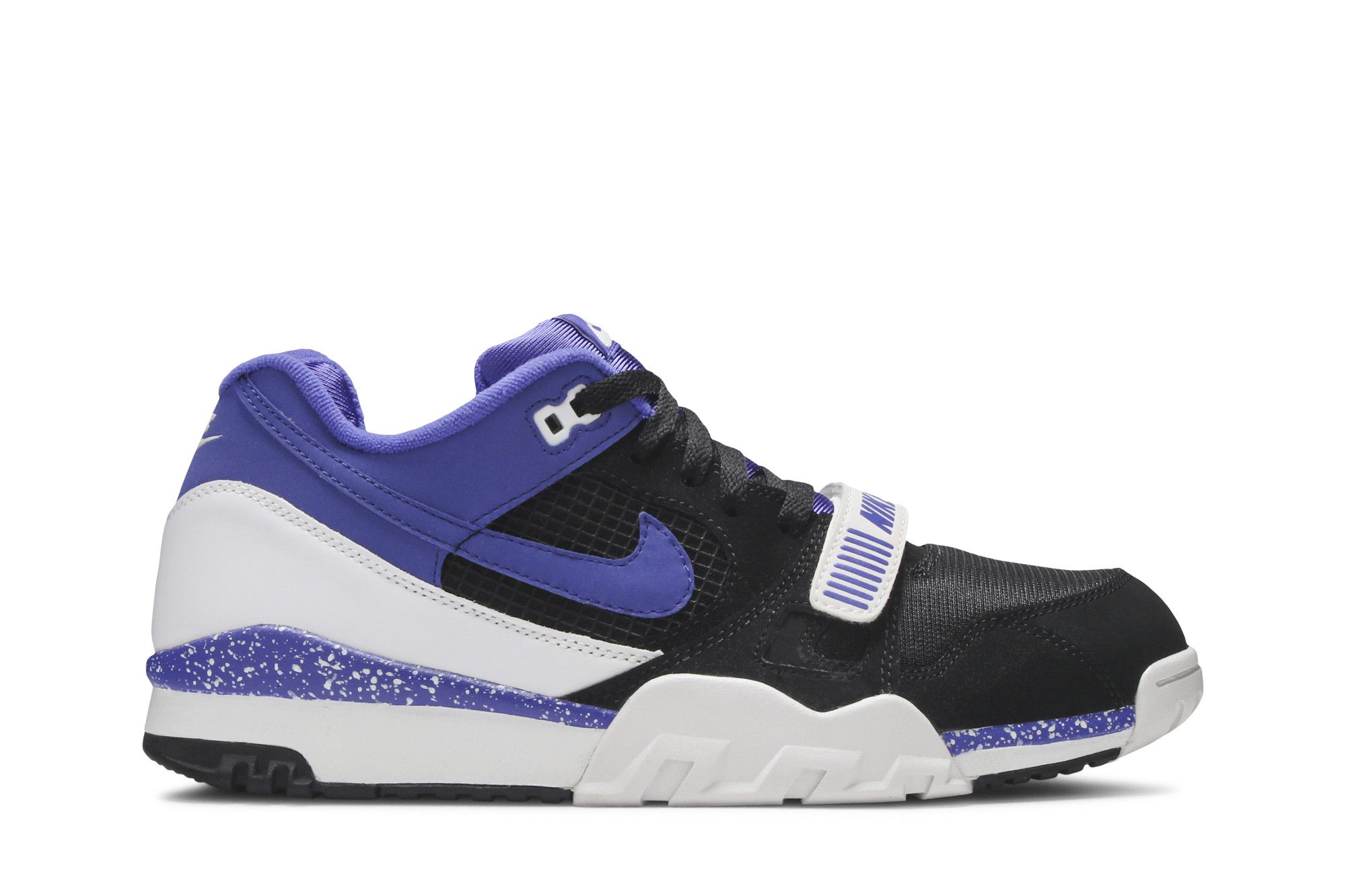 Nike air hotsell trainer 2 low