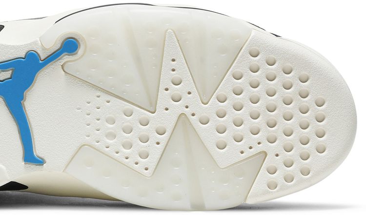 Wmns Air Jordan 6 Retro Tech Chrome