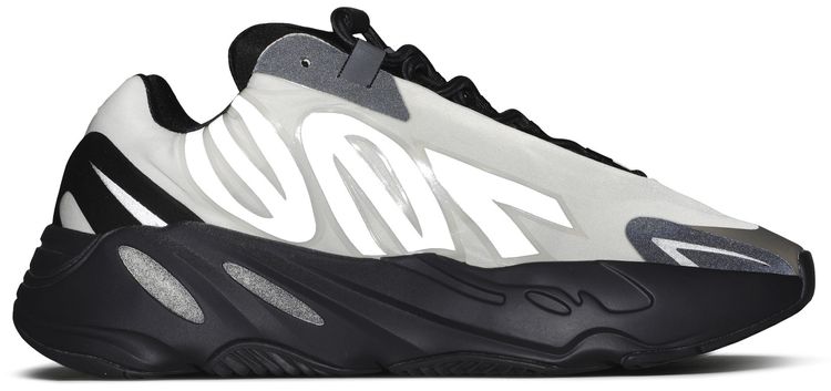Yeezy Boost 700 MNVN Bone