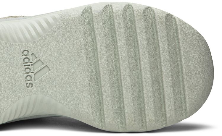 Yeezy Desert Boot Salt