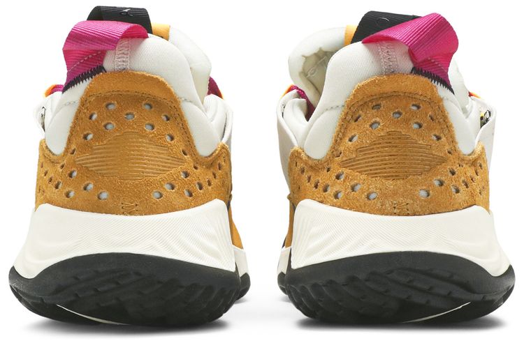 Air Jordan Wmns Jordan Delta Chutney Light Orewood Brown