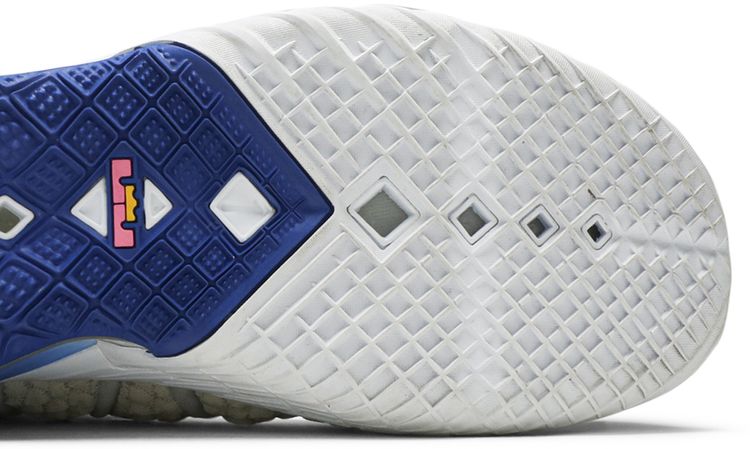 Nike LeBron 18 Los Angeles By Day