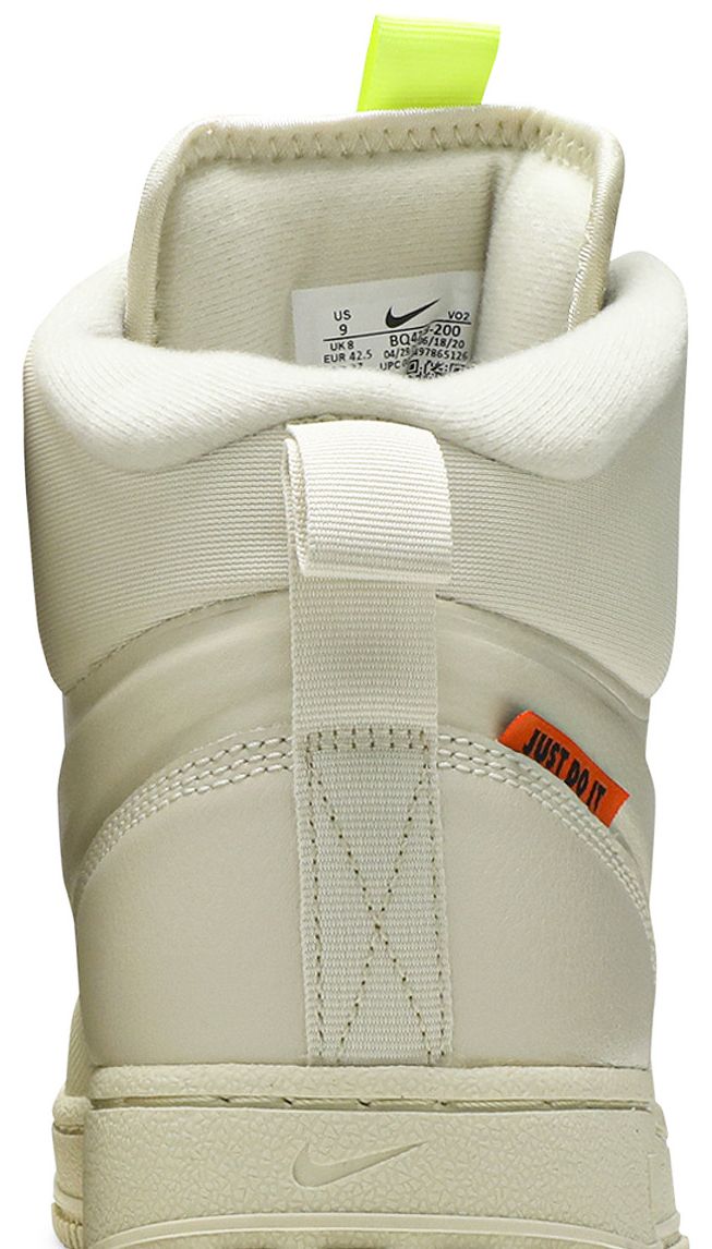 Nike Path Winter Fossil Volt