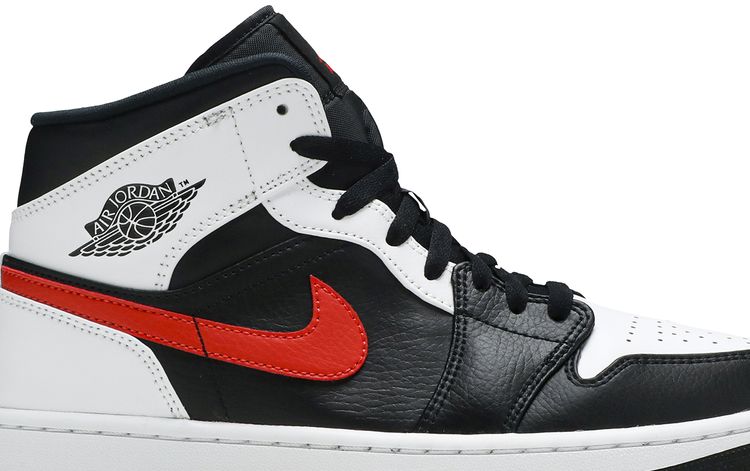 Air Jordan 1 Mid Chile Red