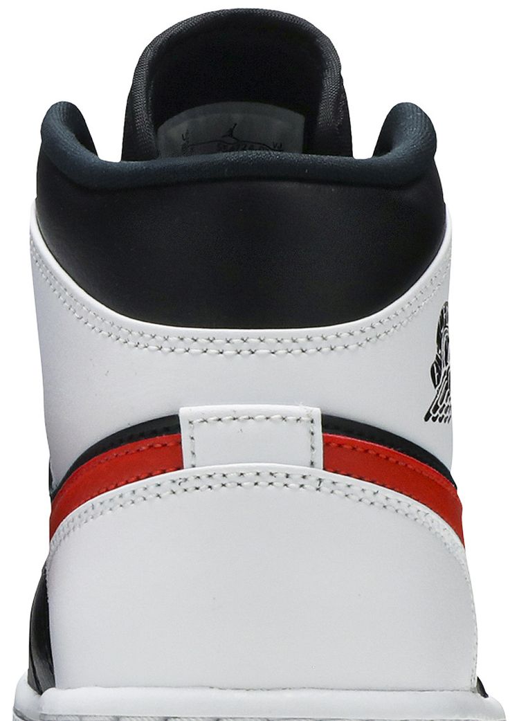 Air Jordan 1 Mid Chile Red