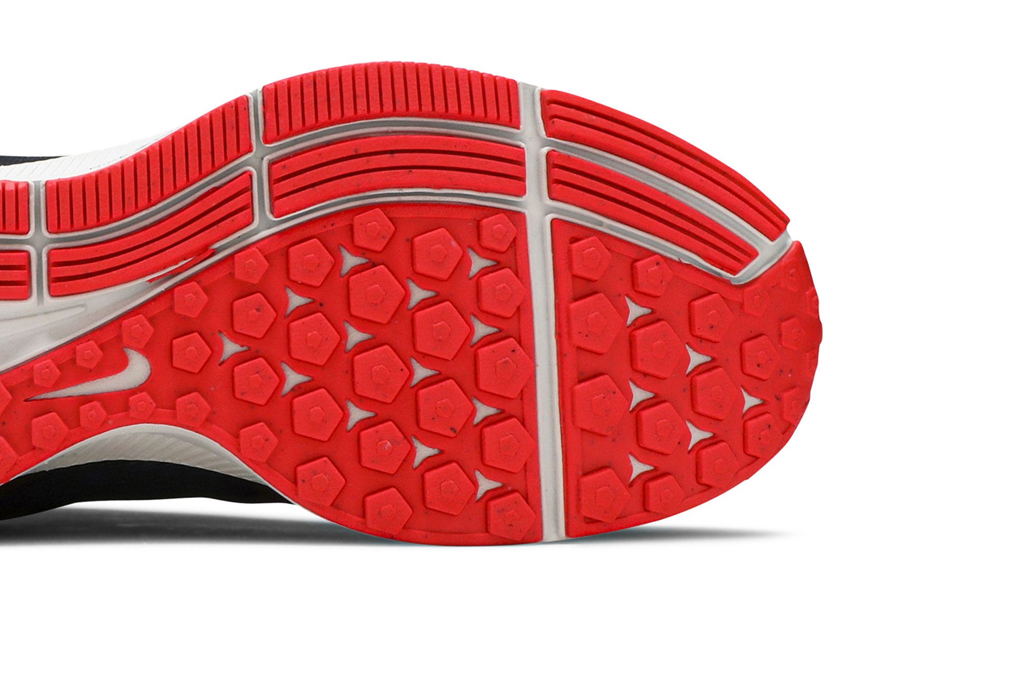Pegasus 34 black red shop