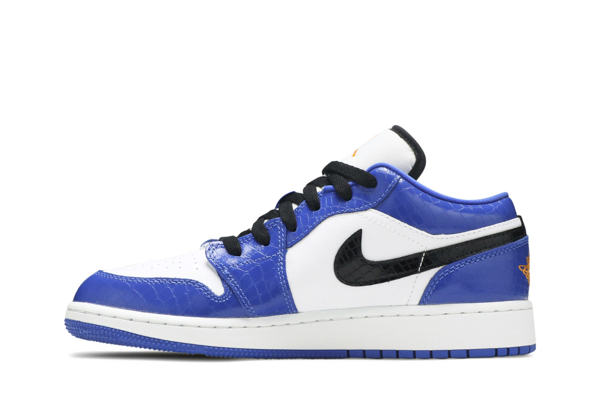 Amazon.com | Jordan Youth Air 1 High OG GS 575441 402 Hyper