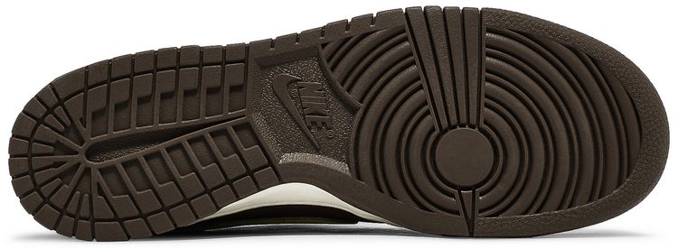 Undefeated x Dunk Low SP Canteen