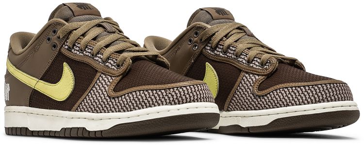 Undefeated x Dunk Low SP Canteen
