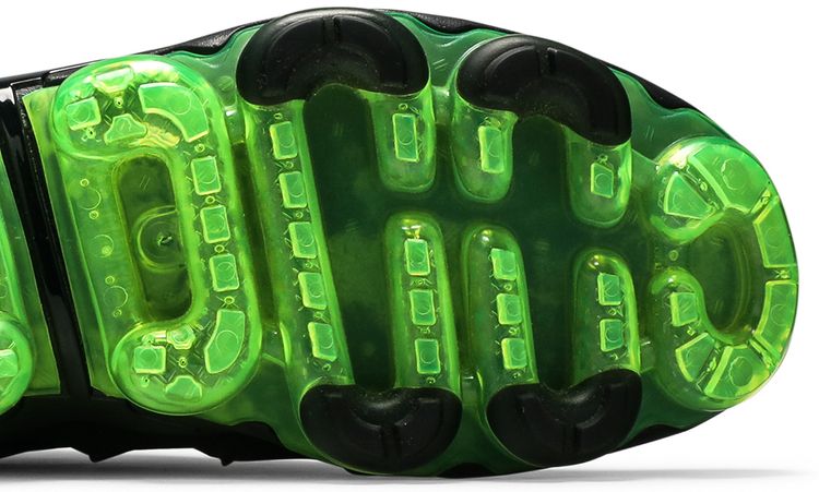 Air VaporMax Plus Black Volt