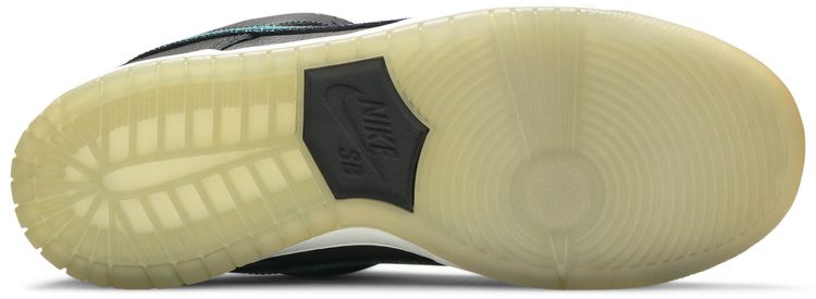 Nike SB Dunk Low Pro Sparkle