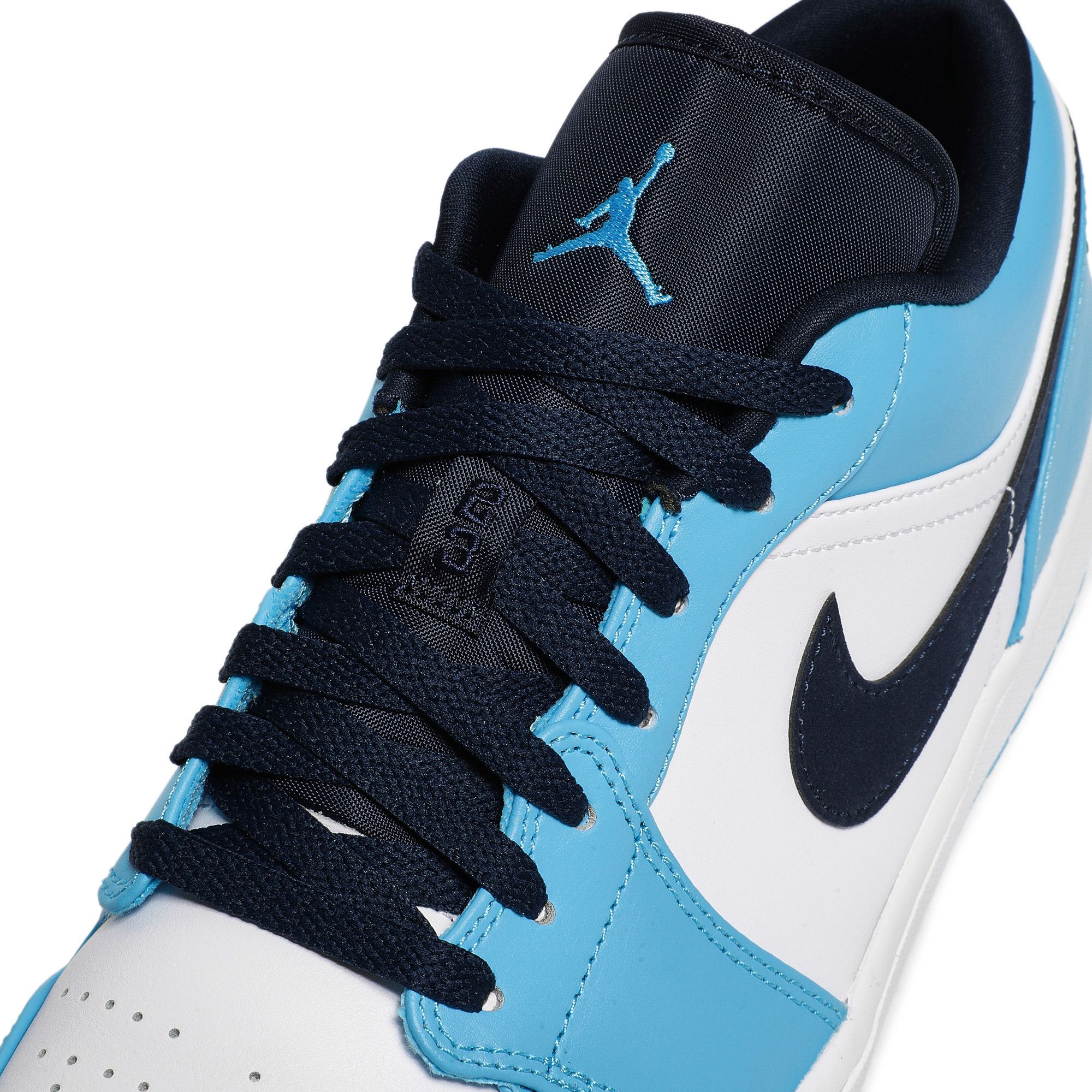 Nike air jordan low unc hot sale