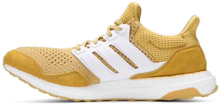 Happy Gilmore x Extra Butter x adidas UltraBoost 10 Gold Jacket