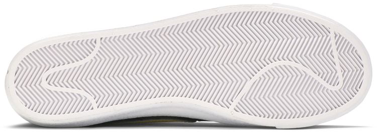 Nike Blazer Mid Peace Love and Basketball