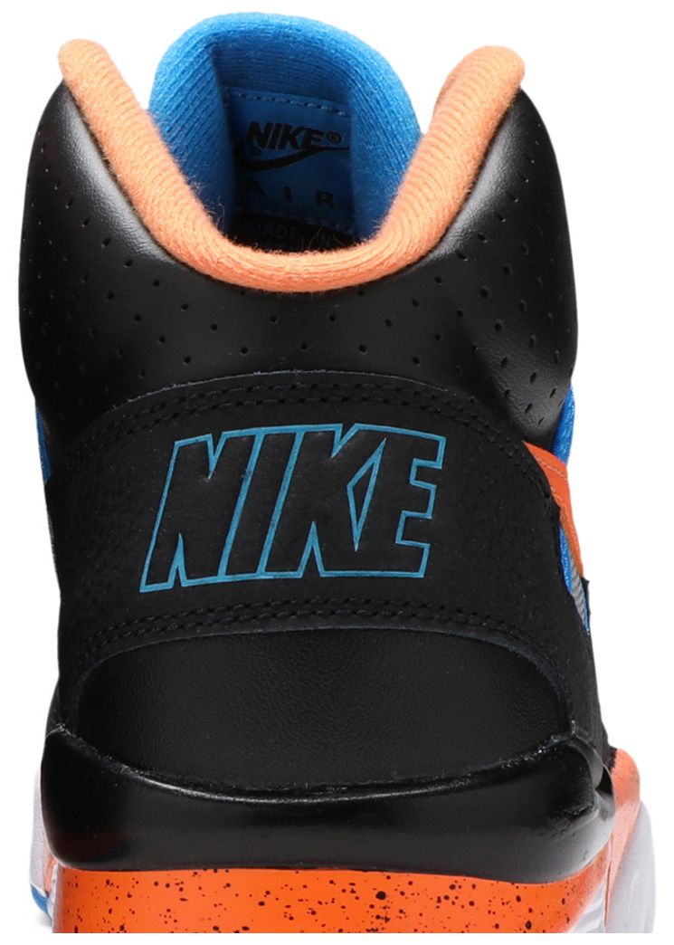 Air Trainer SC High Knicks