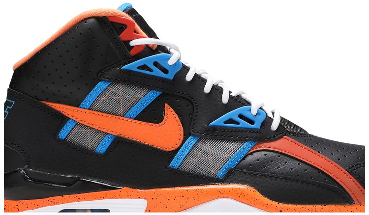 Air Trainer SC High Knicks