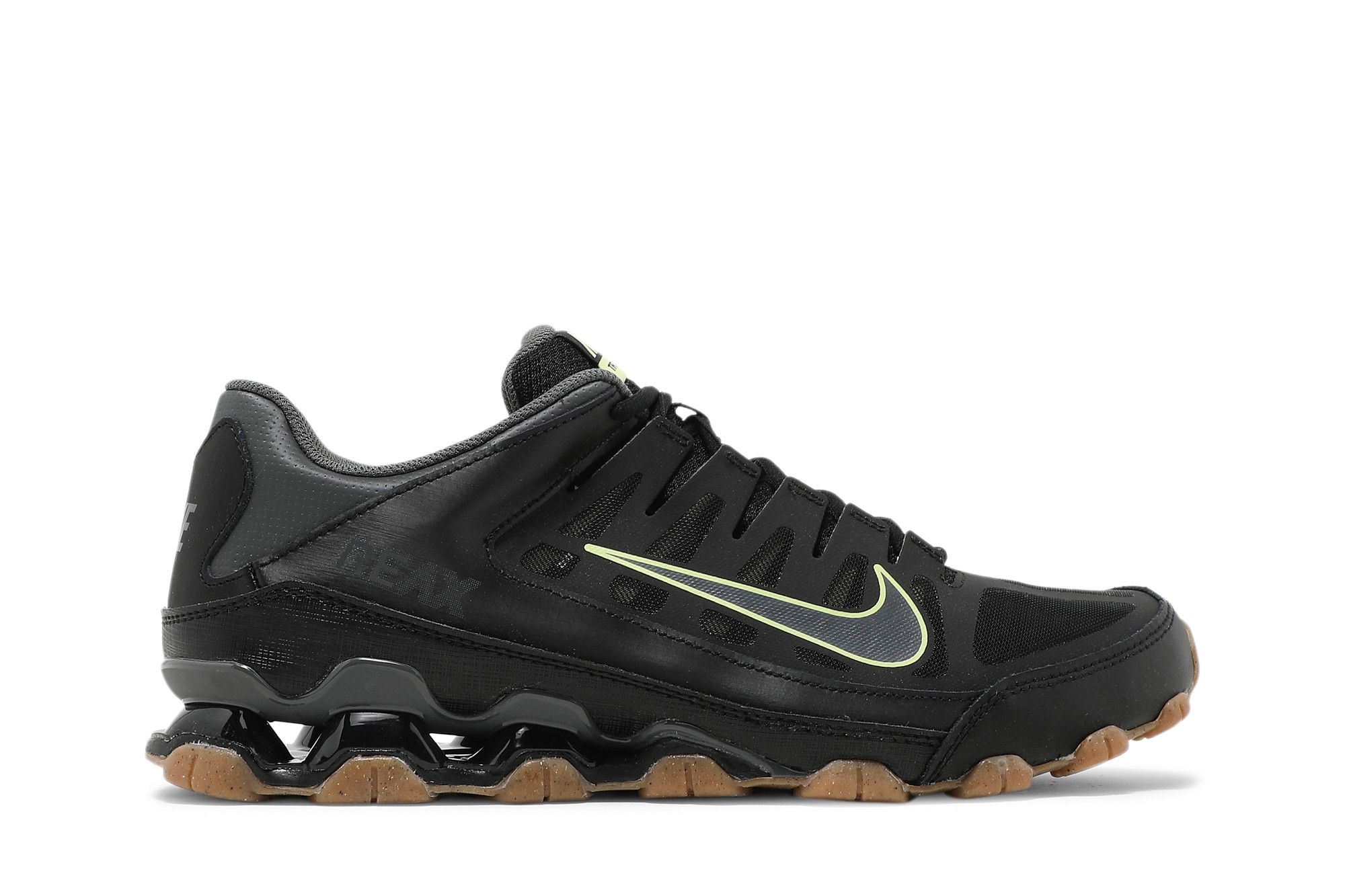 Nike reax 2024 8 black gold