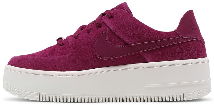 Nike Wmns Air Force 1 Sage Low True Berry