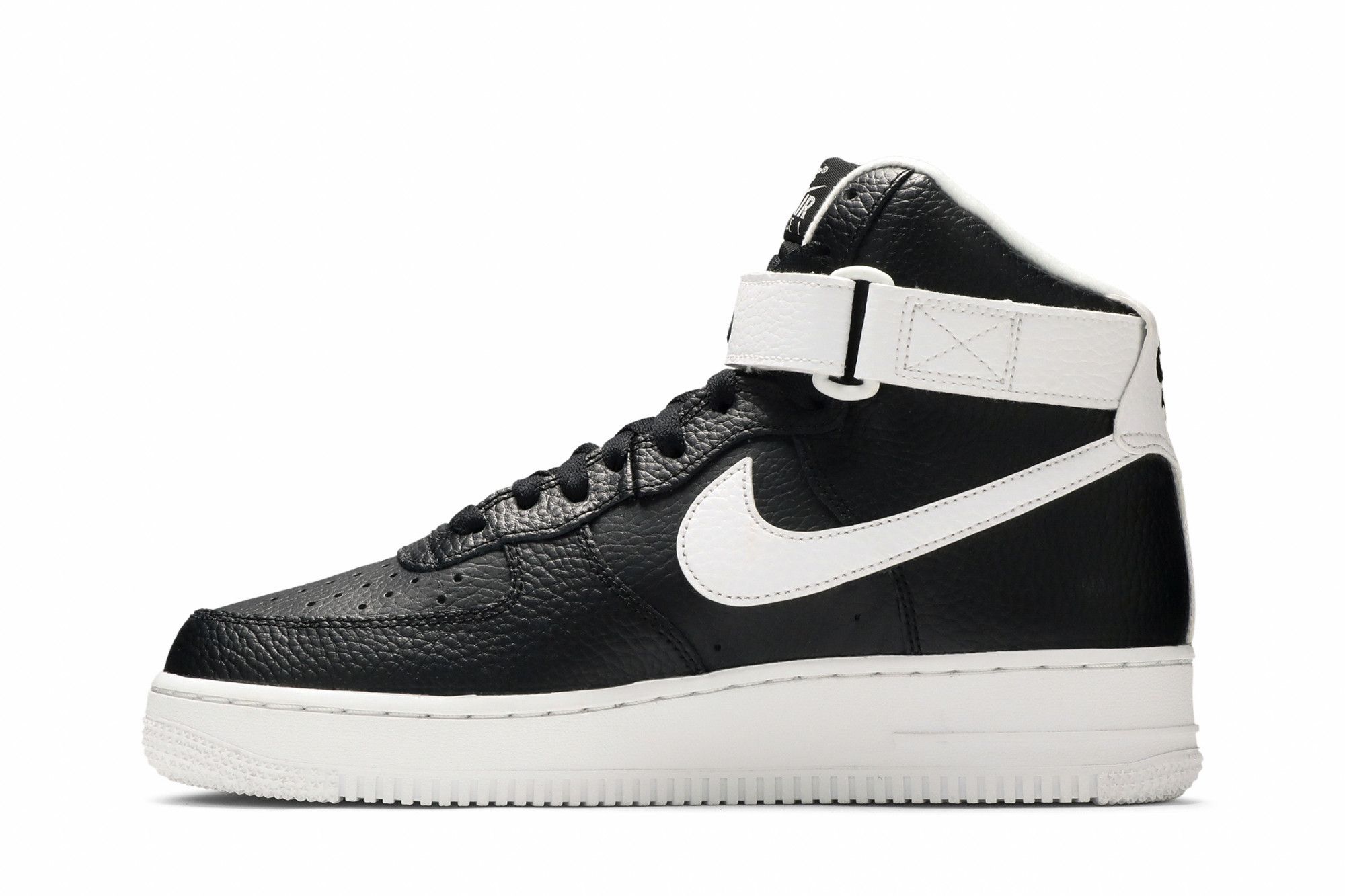 nike air force 1 07 high white black