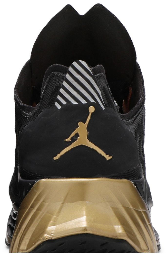 Air Jordan Zoom Trunner Ultimate Black Metallic Gold