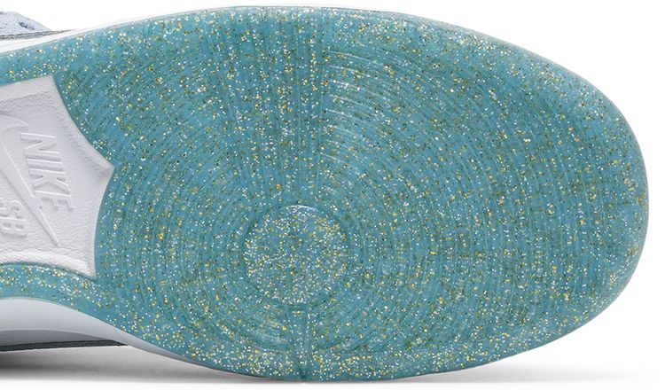 Sean Cliver x Nike Dunk Low SB Holiday Special Special Box