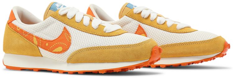 Nike Wmns Daybreak Paisley Swoosh   Pale Ivory Magma Orange