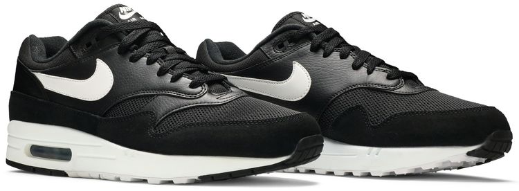 Nike Air Max 1 Black White