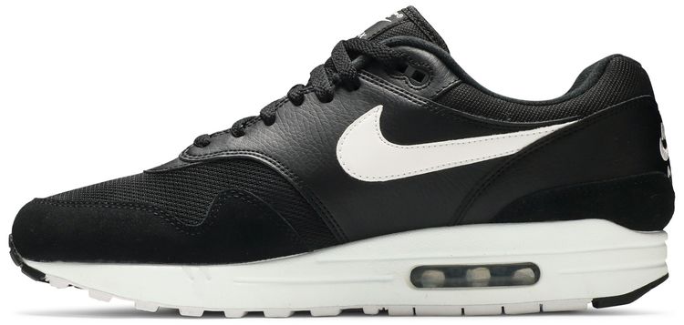 Nike Air Max 1 Black White