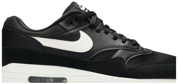 Nike Air Max 1 Black White