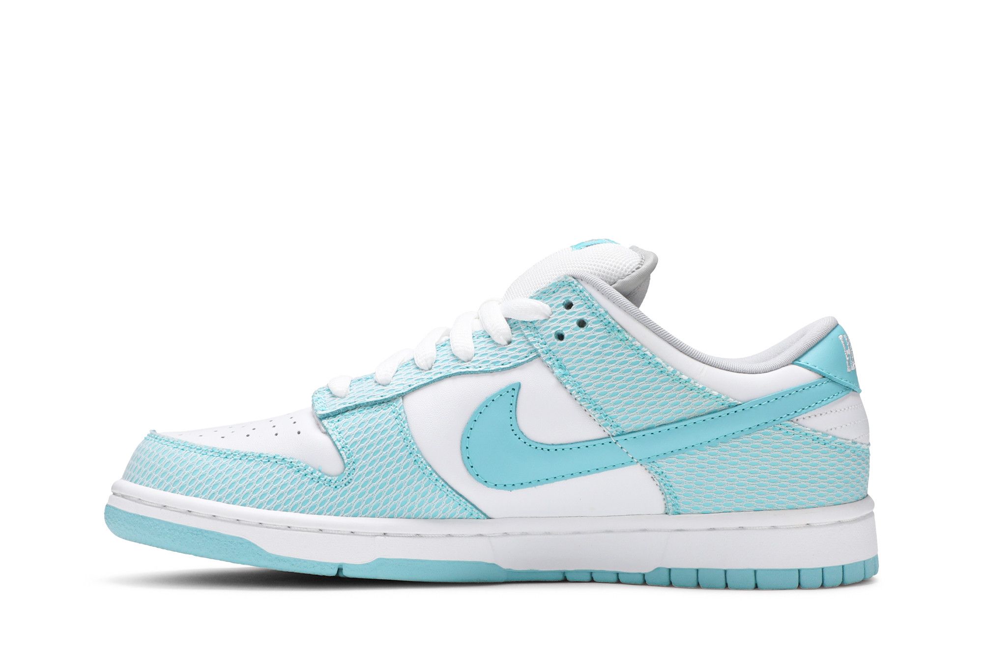 Nike sb dunk low high hair store