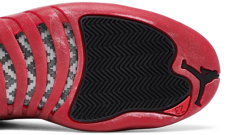 Air Jordan 12 Retro Flu Game 2009