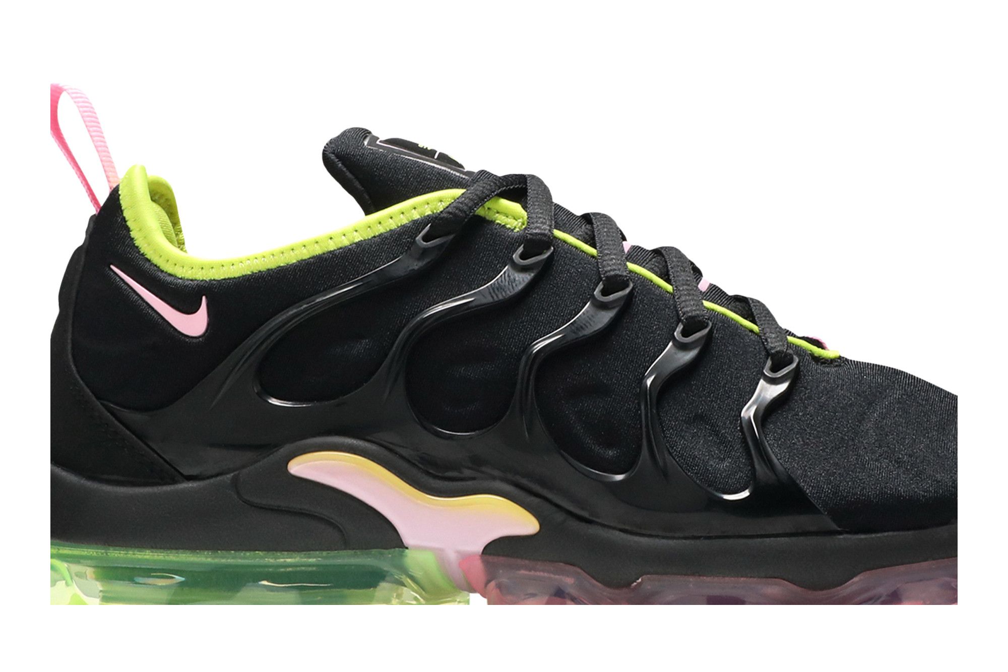 Air vapormax plus black pink rise volt discount