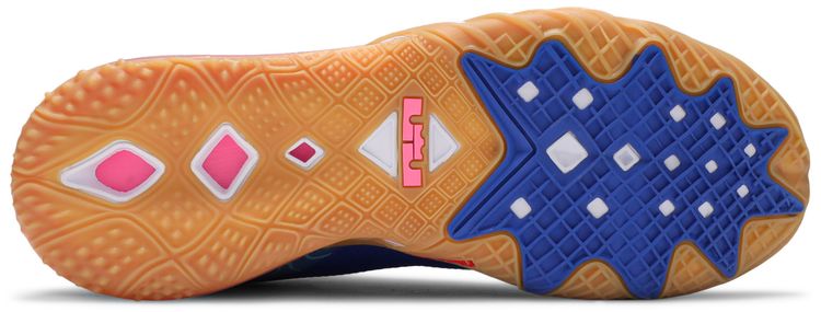 Space Jam x LeBron 18 Low Wile E x Nike Roadrunner