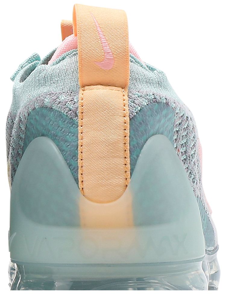 Nike Wmns Air VaporMax 2021 Flyknit Light Dew