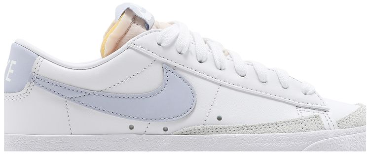 Nike Wmns Blazer Low 77 White Ghost
