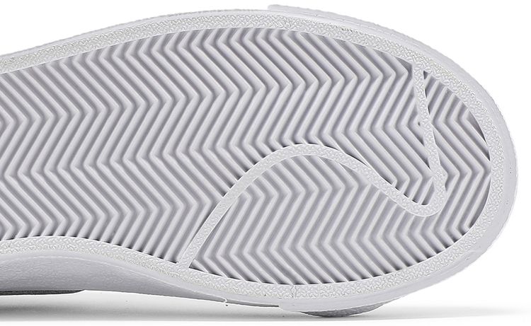 Nike Wmns Blazer Low 77 White Ghost