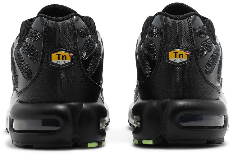 Nike Air Max Plus SE Black Chrome