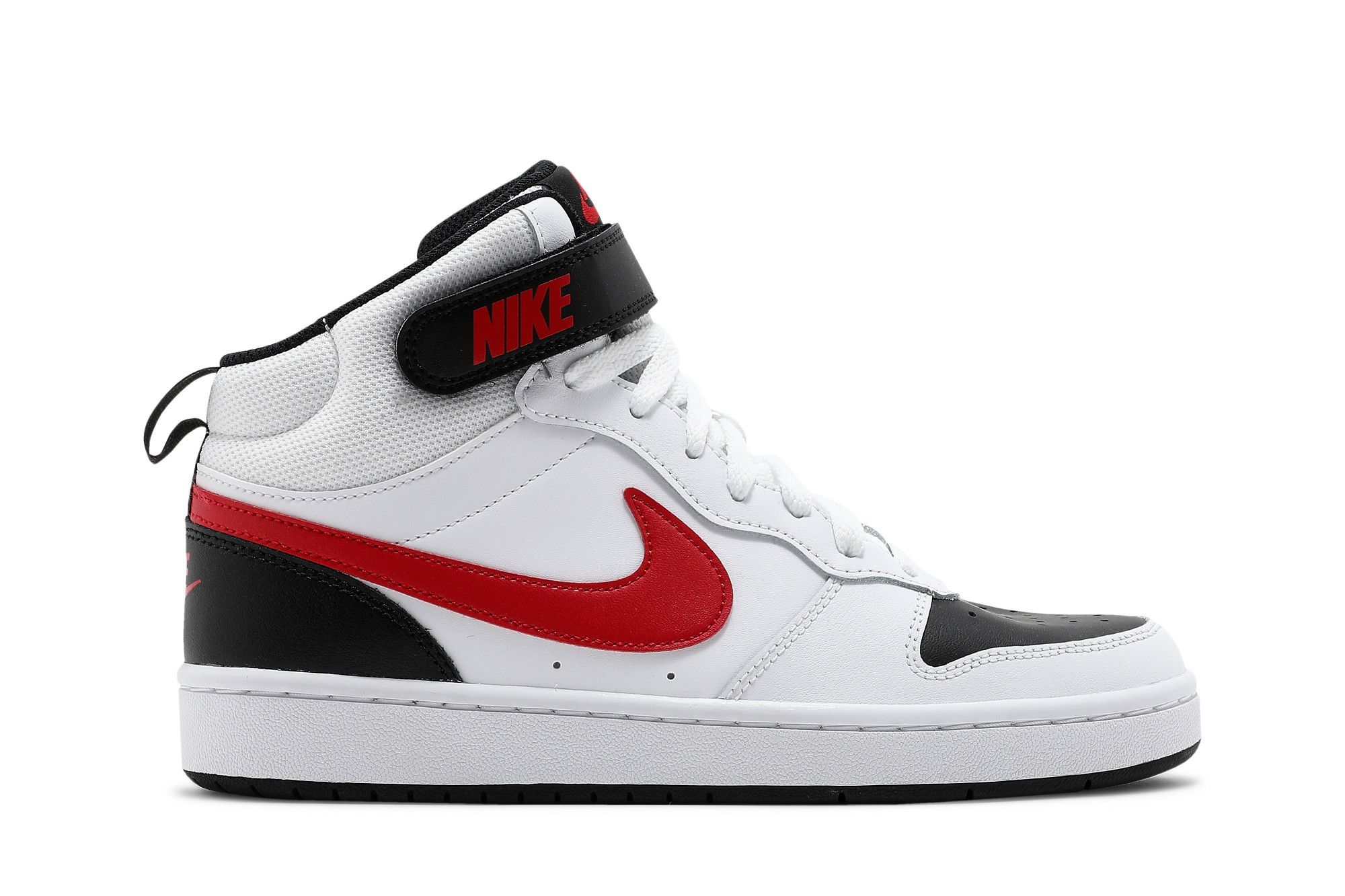 Nike court borough store mid gs white