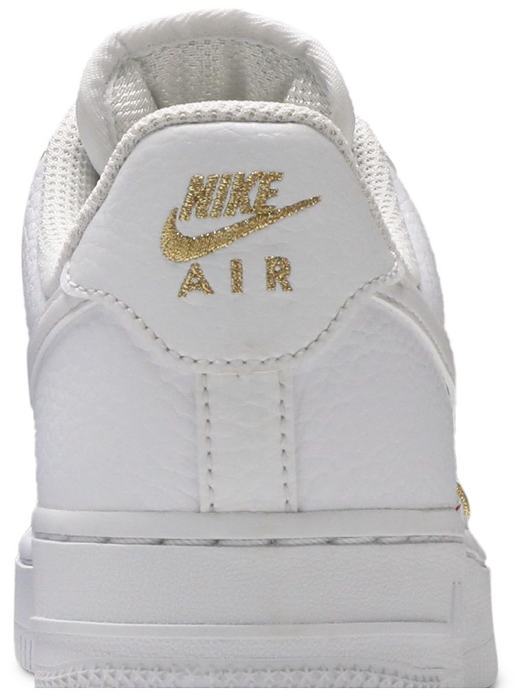 Nike Wmns Air Force 1 07 Essential White Metallic Gold