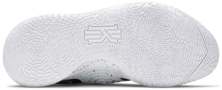 Nike Kyrie Low 3 Team Black White