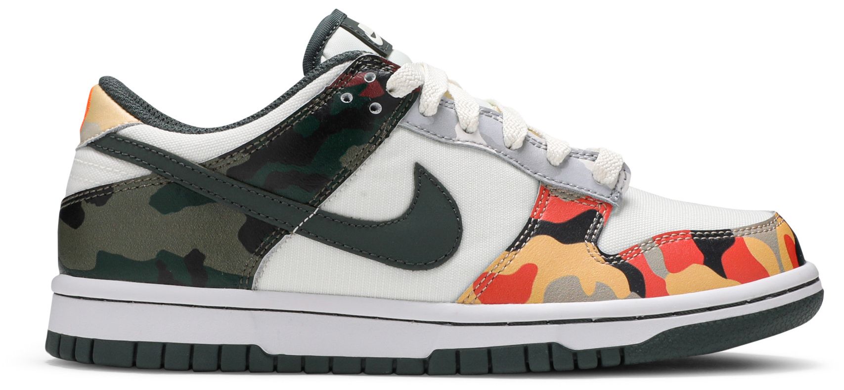 dunk low se sail multi camo shirt