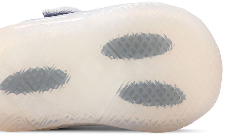 Nike Space Jam x LeBron 18 SE TD Bugs Bunny