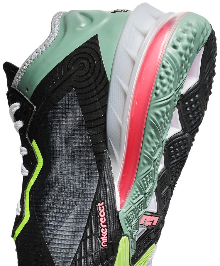 Nike Space Jam x LeBron 18 Low Bugs x Marvin