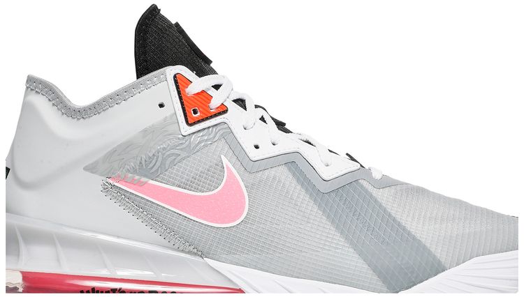 Nike Space Jam x LeBron 18 Low Bugs x Marvin