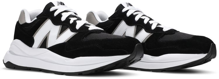 New Balance 5740 Black White