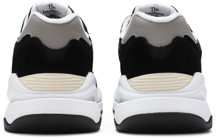 New Balance 5740 Black White
